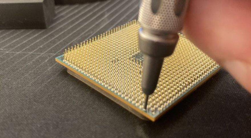 How to Repair Bent AMD CPU Pins With a Mechanical Pencil