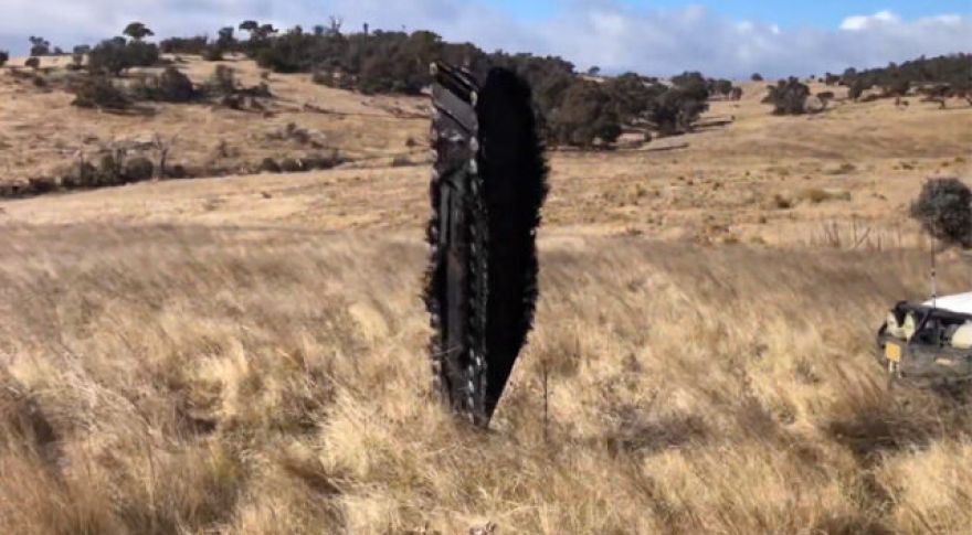 Piece of SpaceX Capsule Crashes to Earth in Australian Field