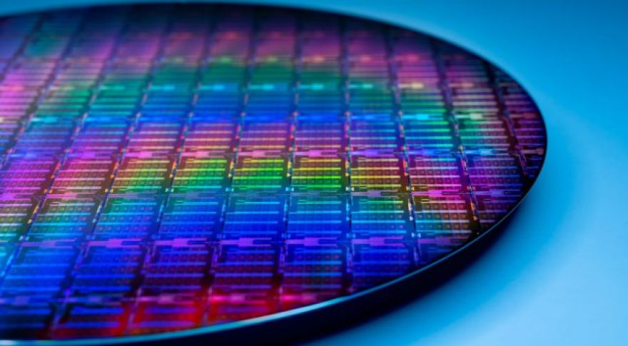 Intel CEO: The Chip Shortage Will Last Until 2024