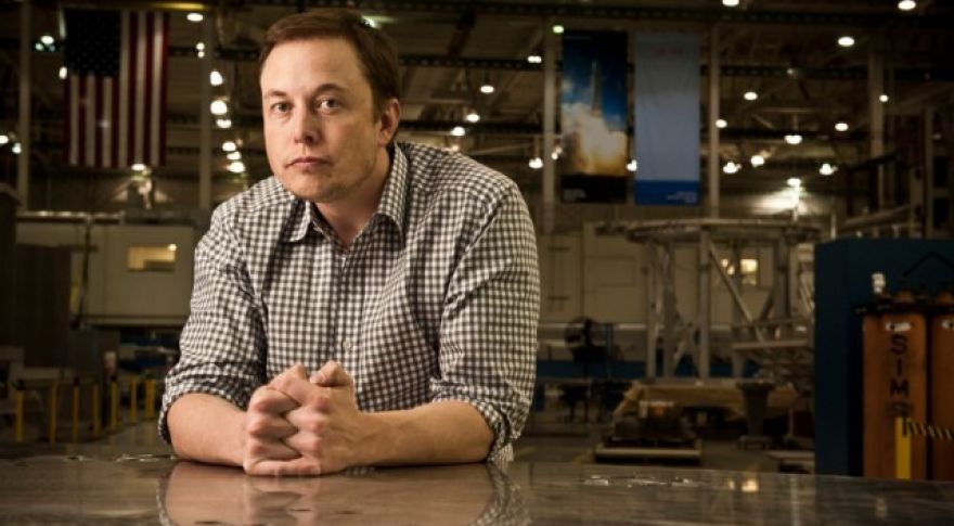 Elon Musk Buys Twitter, Will Take it Private