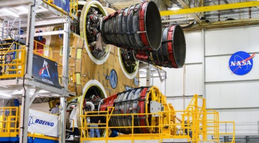 NASA Installs Final RS-25 Space Shuttle Engine on SLS Core