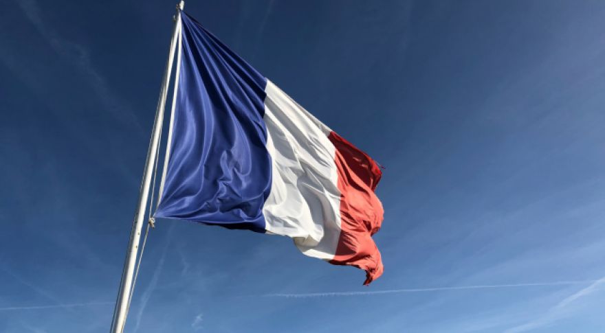 Sacre Bleu! French Ministry Bans English Gaming Terms