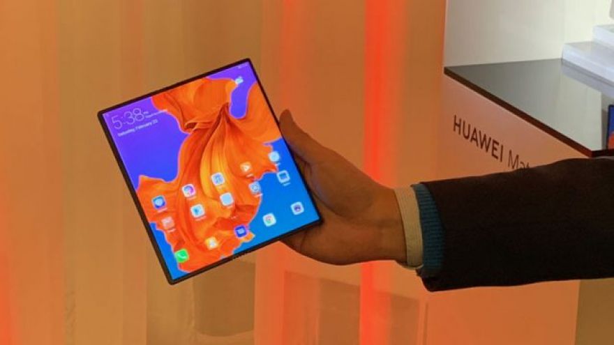 Huawei’s Mate X Foldable Phone Launches at $2,400